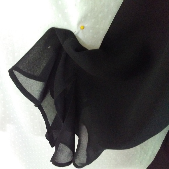 Little Black Evening Jacket - Picture 3 of 4